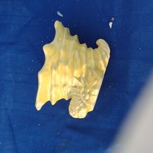 McCoy Yellow Cornucopia